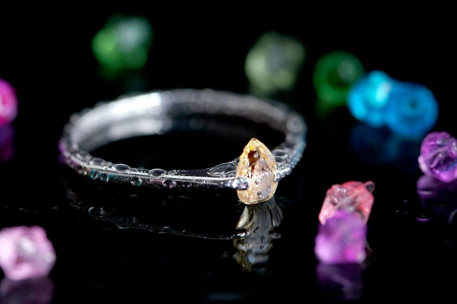 Elegant Additions: How Jewelry Completes the Luxury Lifestyle